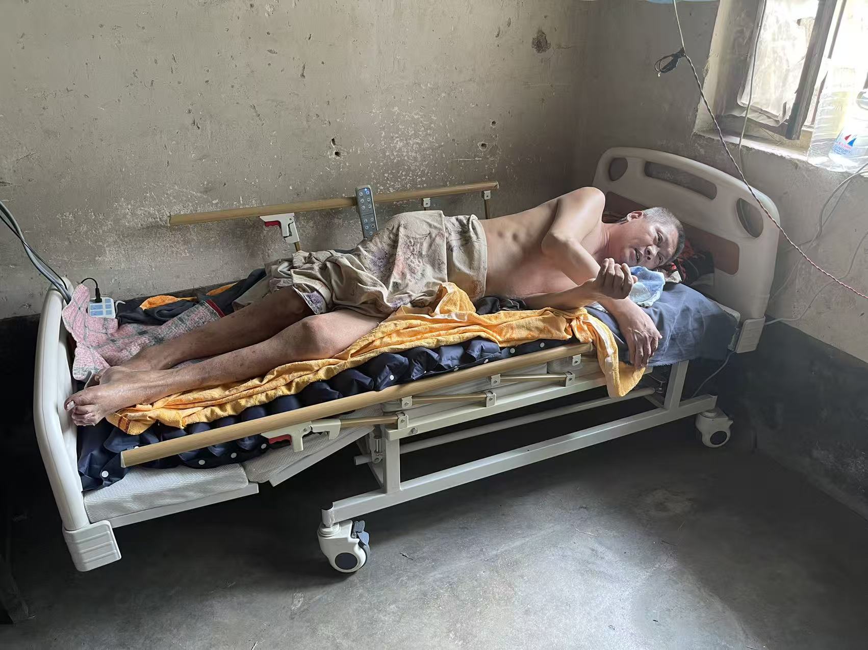 乐康医疗集团，承担社会责任，做慈善，献爱心(图2)